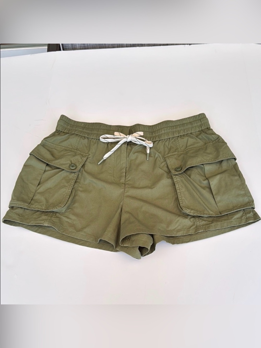 J Crew olive green shorts, size large